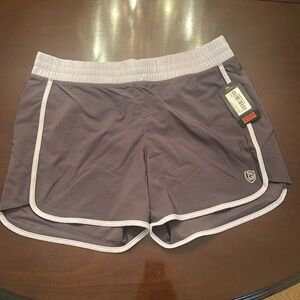 NWT Goal Five Indie training short carbon/opal XL